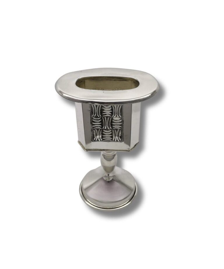 Havdalah Candle Holder with unique engraved pattern